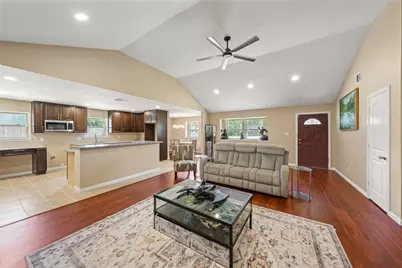 13406 E Cypress Forest Drive, Houston, TX 77070 - Photo 11