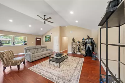 13406 E Cypress Forest Drive, Houston, TX 77070 - Photo 9