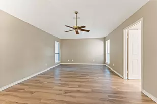 7238 N Hearthstone Green Dr, Houston, TX 77095 - Photo 15