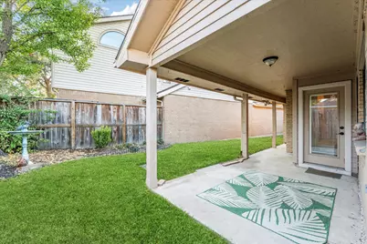 7238 N Hearthstone Green Drive, Houston, TX 77095 - Photo 5