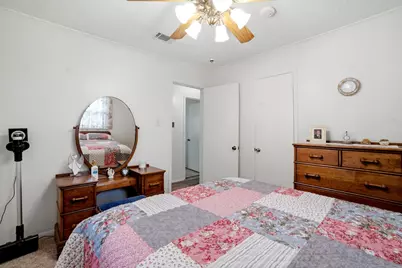 209 Red Oak Street, Livingston, TX 77351 - Photo 15