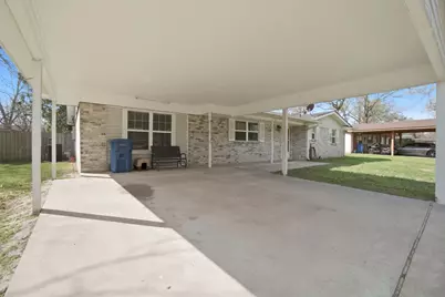 209 Red Oak Street, Livingston, TX 77351 - Photo 31