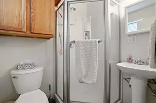 209 Red Oak St, Livingston, TX 77351 - Photo 13