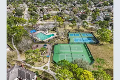854 Prairie Brook Court, Houston, TX 77062 - Photo 49