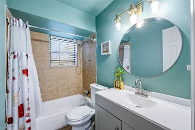 8823 Shadow Crest Street, Houston, TX 77074 - Photo 15