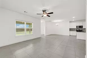 3021 Quarry Springs Dr, Conroe, TX 77301 - Photo 13