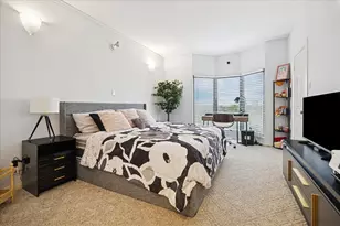 661 Bering Dr, Houston, TX 77057 - Photo 11