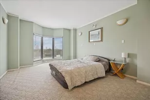 661 Bering Dr, Houston, TX 77057 - Photo 9