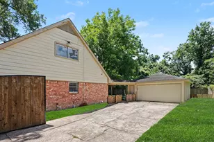 2174 Little Cedar Dr, Houston, TX 77339 - Photo 23