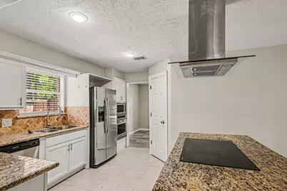 2174 Little Cedar Drive, Houston, TX 77339 - Photo 5