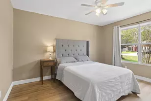 8205 Arrowhead Ln, Houston, TX 77075 - Photo 15