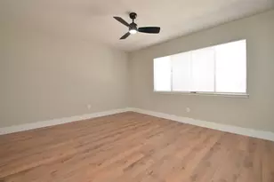 12019 Bob White Dr, Houston, TX 77035 - Photo 21