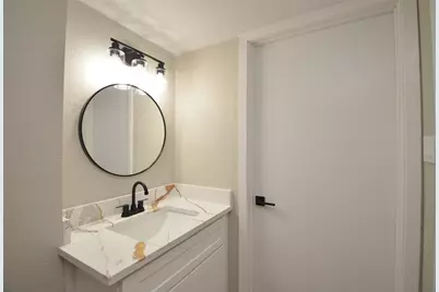 12019 Bob White Drive, Houston, TX 77035 - Photo 9