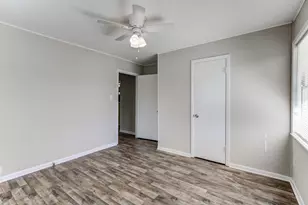 711 Cherokee Dr, Conroe, TX 77316 - Photo 31