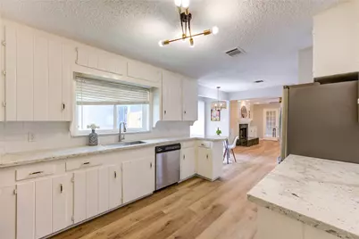 3402 Gannett Street, Houston, TX 77025 - Photo 11