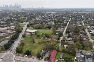 2917 Altoona St, Houston, TX 77026 - Photo 3