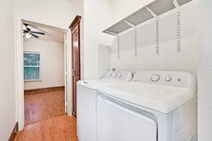1209 11th St, Galveston, TX 77550 - Photo 25