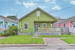1209 11th St, Galveston, TX 77550 - Photo 1