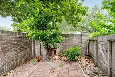 3001 Murworth Drive #101, Houston, TX 77025 - Photo 13