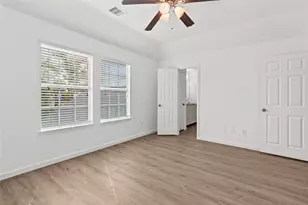 878 Sun Prairie Dr, Houston, TX 77090 - Photo 17