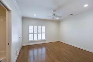 5144 Chevy Chase Dr, Houston, TX 77056 - Photo 27