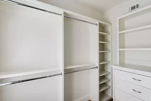 5144 Chevy Chase Dr, Houston, TX 77056 - Photo 23