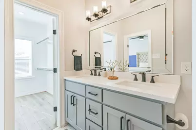 1010 Melneeka Lane, Houston, TX 77091 - Photo 33