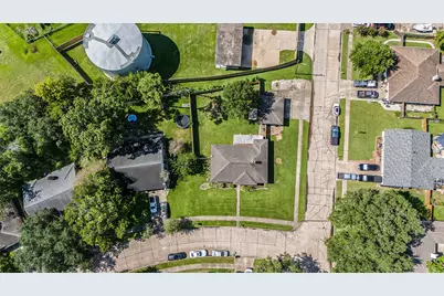 515 Brandywyne Drive, Friendswood, TX 77546 - Photo 17