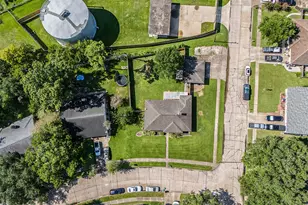 515 Brandywyne Dr, Friendswood, TX 77546 - Photo 17