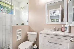 515 Brandywyne Dr, Friendswood, TX 77546 - Photo 11