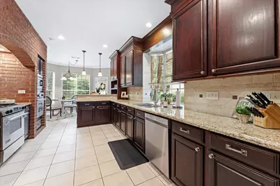 11 Golden Place, The Woodlands, TX 77381 - Photo 21