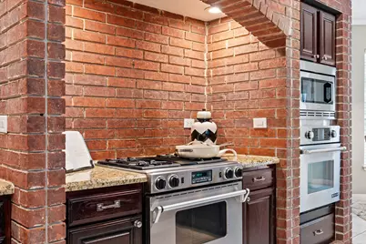11 Golden Place, The Woodlands, TX 77381 - Photo 19
