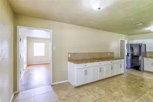 9207 Colleen Rd, Houston, TX 77080 - Photo 11