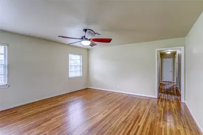9207 Colleen Road, Houston, TX 77080 - Photo 5