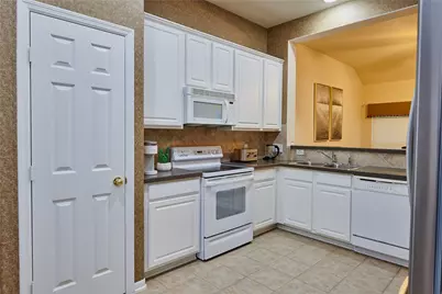 22 W Greenhill Terrace Place, The Woodlands, TX 77382 - Photo 13