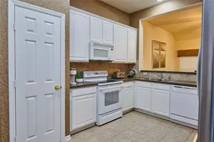 22 W Greenhill Terrace Pl, The Woodlands, TX 77382 - Photo 13