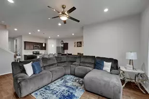 14317 W Pine Heart Dr, Conroe, TX 77302 - Photo 7