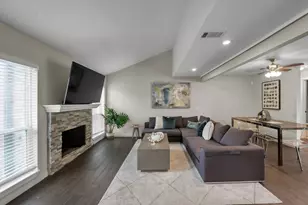 763 Worthshire St, Houston, TX 77008 - Photo 13