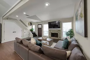 763 Worthshire St, Houston, TX 77008 - Photo 15