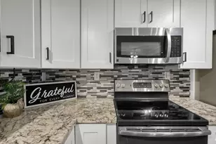 763 Worthshire St, Houston, TX 77008 - Photo 25