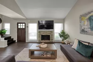 763 Worthshire St, Houston, TX 77008 - Photo 7