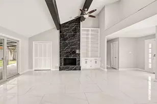 2335 Canyon Meadows Dr, Missouri City, TX 77489 - Photo 9