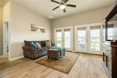 5229 Allen Cay Drive, Texas City, TX 77590 - Photo 9