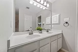 11022 Fallcrest Dr, Houston, TX 77065 - Photo 31