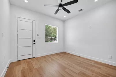 7840 Nashville Unit A/B Street, Houston, TX 77028 - Photo 27