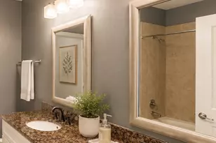 300 St Joseph Pkwy, Houston, TX 77002 - Photo 9