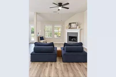 1801 High Falls Lane, Pearland, TX 77581 - Photo 15