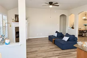 1801 High Falls Ln, Pearland, TX 77581 - Photo 27