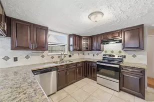 14623 Wind Hollow Cir, Houston, TX 77040 - Photo 5