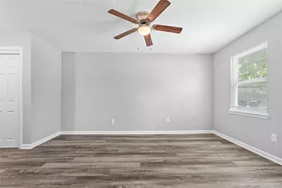 4838 Van Fleet Street, Houston, TX 77033 - Photo 11